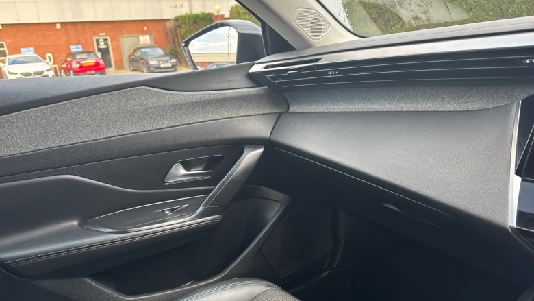 Peugeot 308 1.2 PureTech Allure Premium 5dr EAT8 Petrol Estate